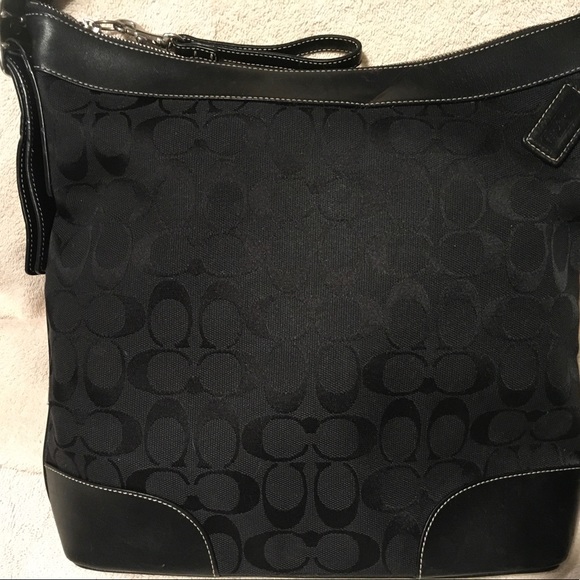 Coach Chelsea Signature Canvas Leather Trim Duffle Shoulder Bag ✅Offers Welcome - Picture 2 of 12